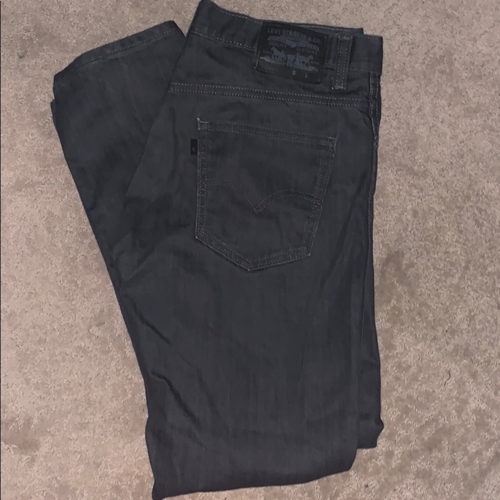Men’s Levi’s 513 Jeans